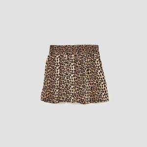 NWOT ZARA ANIMAL PRINT BERMUDA SHORTS